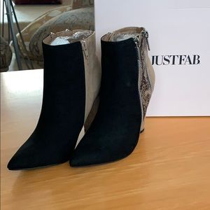 JustFab NIB Reptile Booties Size 6.5